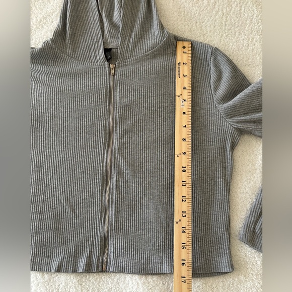 Shein Color Gray Cropped Zip Up Hooded Women’s Jacket Size Medium - Picture 8 of 13